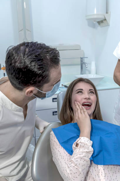 Best Broken or Cracked Tooth Emergency Dentist in Eldorado, IL